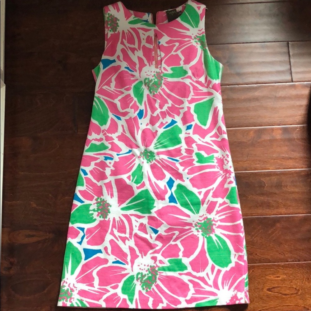 Floral shift dress